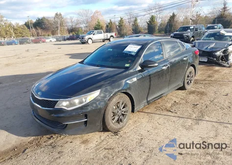 2017 Kia Optima Lx z USA, uszkodzony, nr VIN 5XXGT4L37HG156016